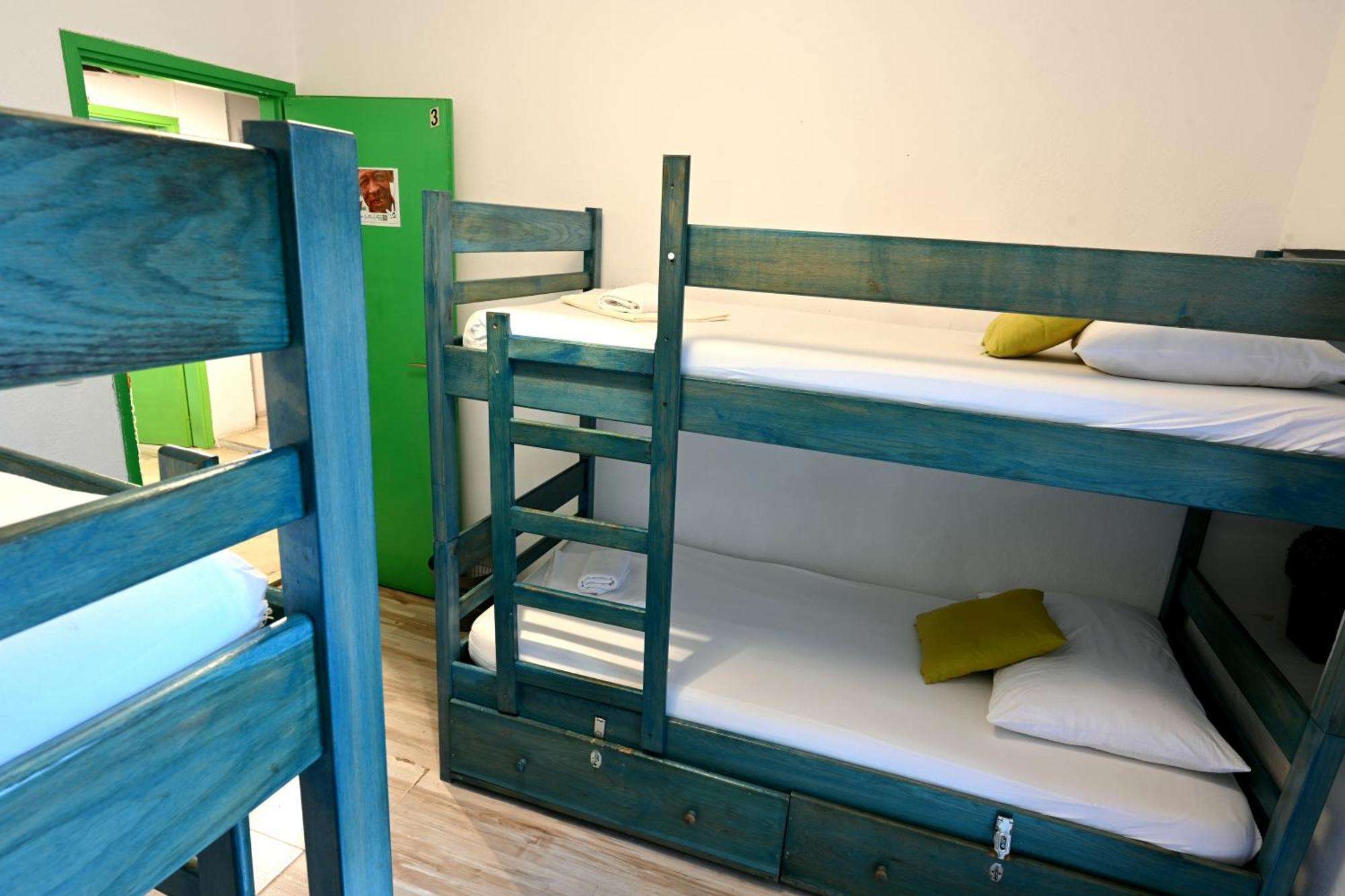 חוואר White Rabbit Hostel מראה חיצוני תמונה