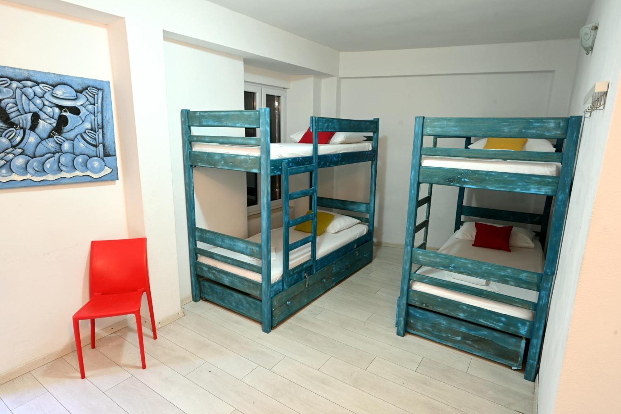 חוואר White Rabbit Hostel מראה חיצוני תמונה